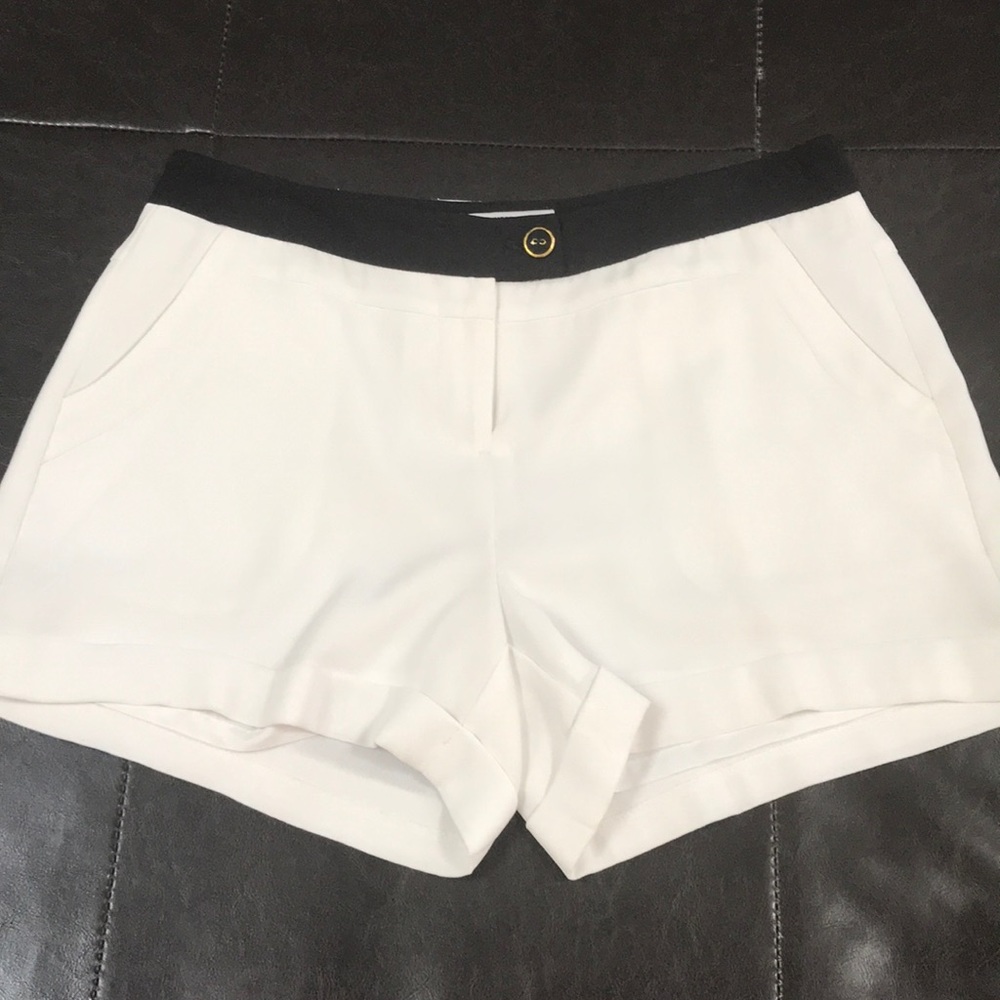 Jennifer Lopez Shorts!! Size 6 & perfect condition